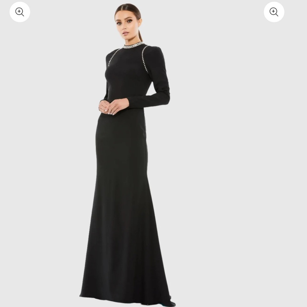 NEW Mac Duggal Elegant Black Raglan High Neck Gown, Size 14